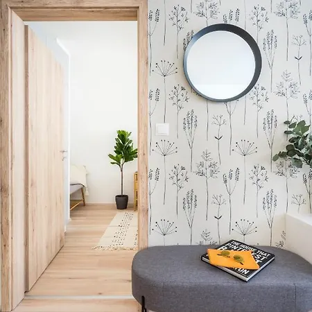 Cosy Tolnai * Budapeszt
